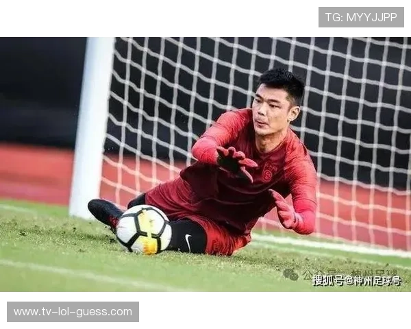 中国足球历史十大球星风采与成就解析 中国足球历史十大球星风采与成就解析