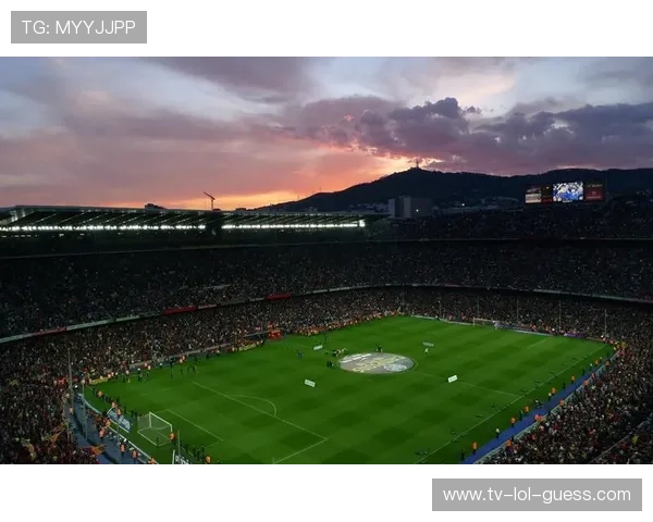 足球巨星场内外趣闻轶事揭秘从球场拼搏到生活花絮